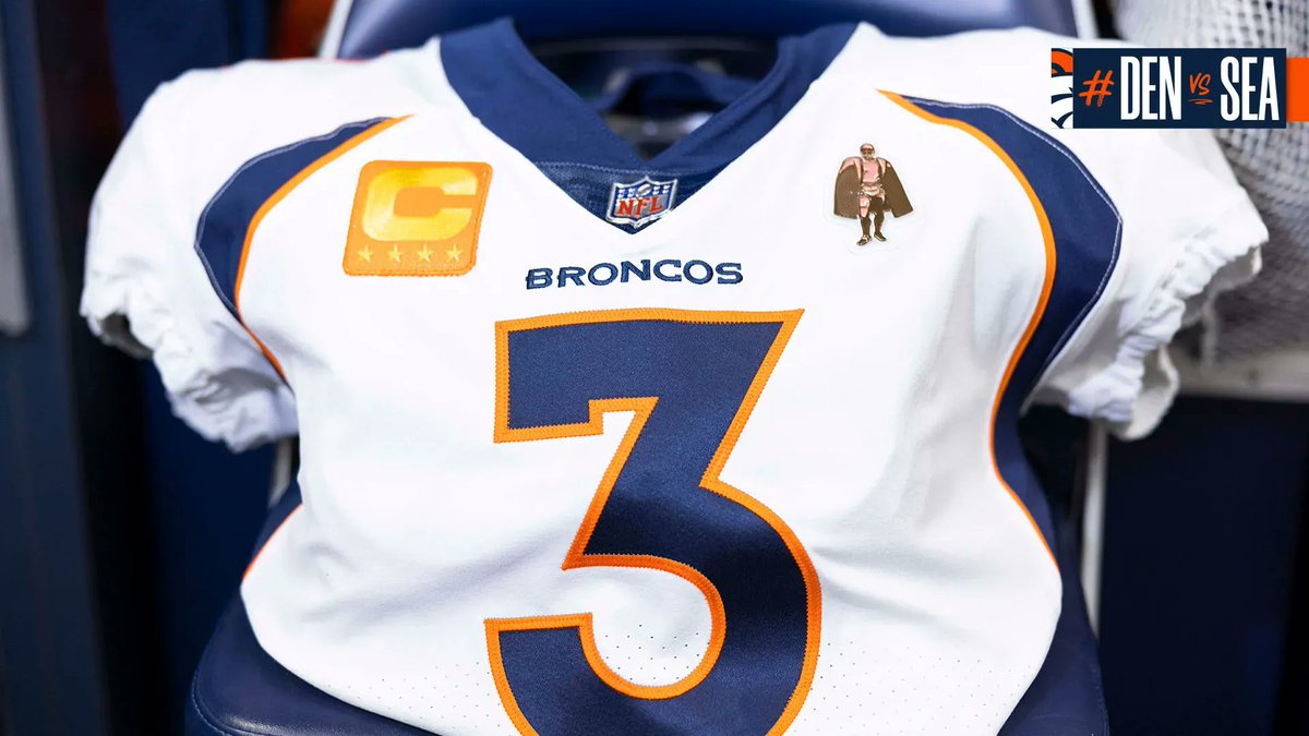Broncos's tweet photo. Monday Night Football threads 🔥

📸's » https://t.co/vNB8YBLq1n https://t.co/3iE0AqKrHM