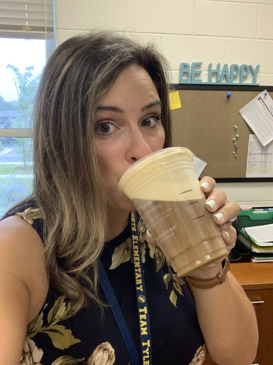 TylerHeights's tweet photo. Feeling the love from #TeamTyler today! Embraced being the “Princess Principal”, as the kids called it. #princessipal is the new principal. Wouldn’t want to be anywhere else. #livingthedream #thisis40 #aacpsAwesome @AACountySchools https://t.co/X9wFCe59tb