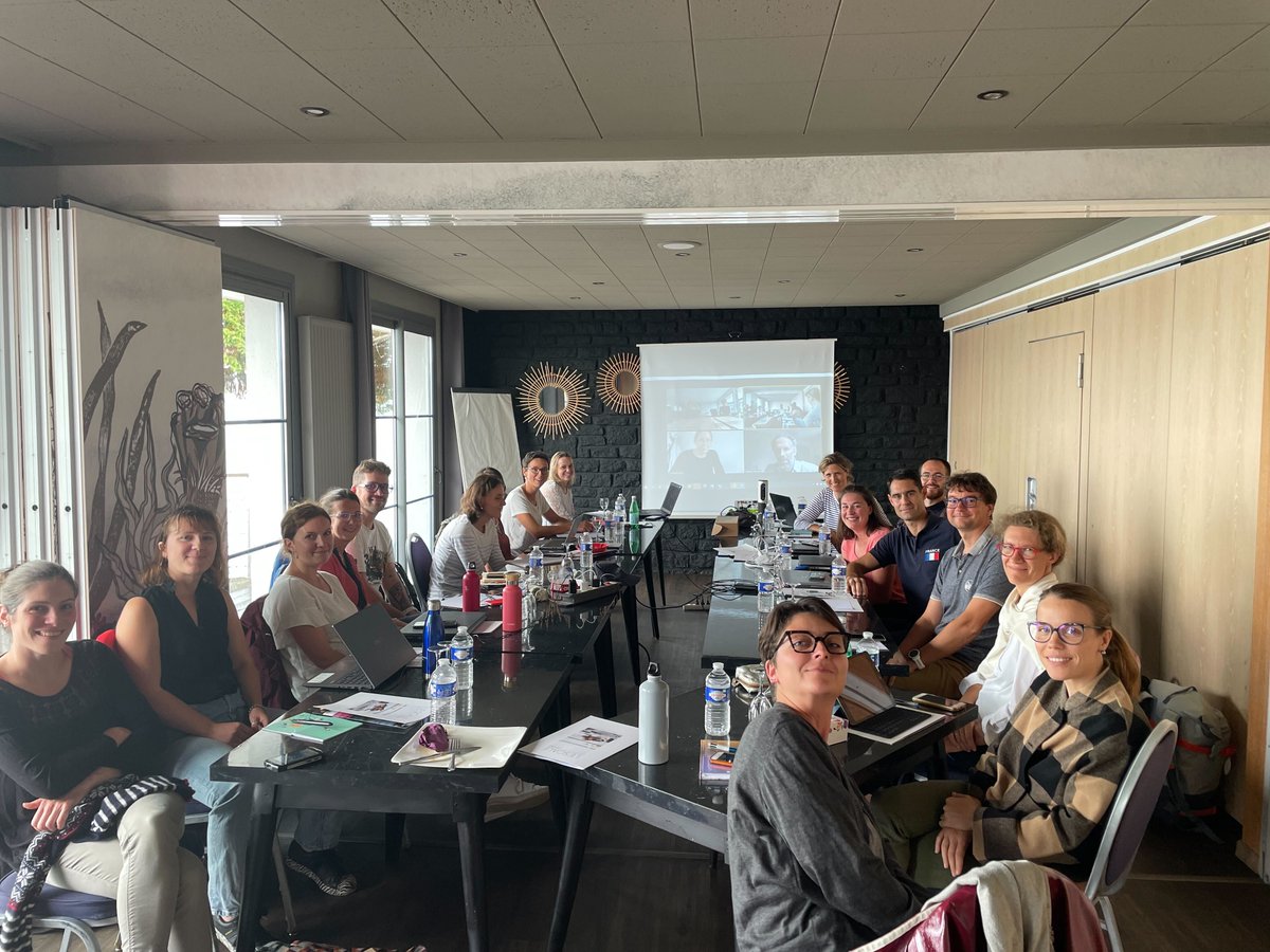 frisbee29's tweet photo. La semaine dernière se tenait la 7ème réunion du Réseau de #Recherche en #Rééducation #RéadaptationPédiatrique du Grand Ouest ayant pour thème l'#innovation &amp; #technologies. 
🚀Des professionnels qui se rencontrent, des idées qui convergent et des collaborations en perspective ! https://t.co/ZtY7noDmbj
