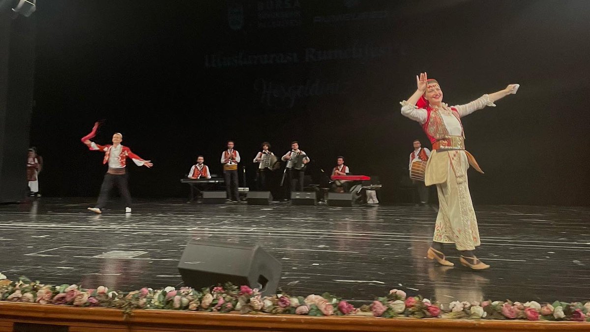 ZaferFolklor's tweet photo. Bu akşam gala gecesi Merinos Atatürk Kongre Ve Kültür Merkezi’nde düzenenlenen Rumelifest etkinliği sahnemizden 📸 https://t.co/MZz6AwLFw4