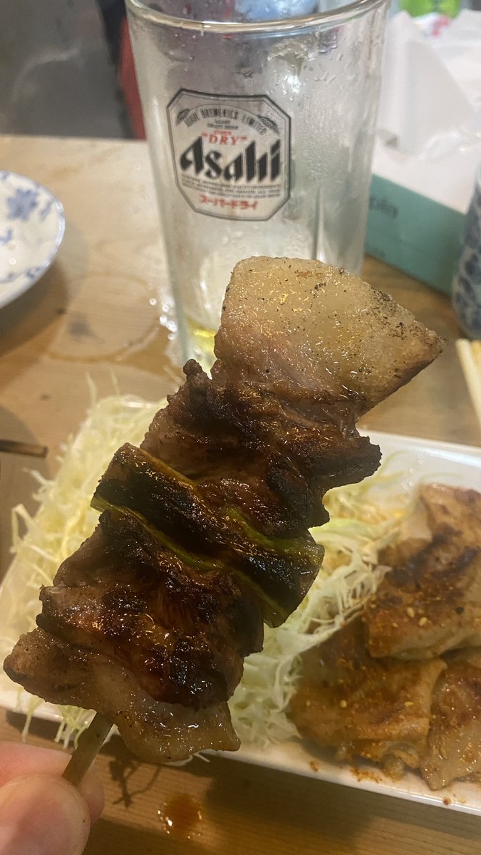 arisaan12's tweet photo. #千葉市
#もつ焼き
#居酒屋
#八角
千葉市ってあまりもつ焼き屋さんが無いんですよね
スタートダッシュかI巡目終わりが狙い目

大きめの串焼きはシロ、レバ
上白モツの味噌漬け
骨の甘辛煮
はオススメ

赤と黄色に夏場は炭酸
わたしは3杯も作れない💦 https://t.co/6oMInJkDfn