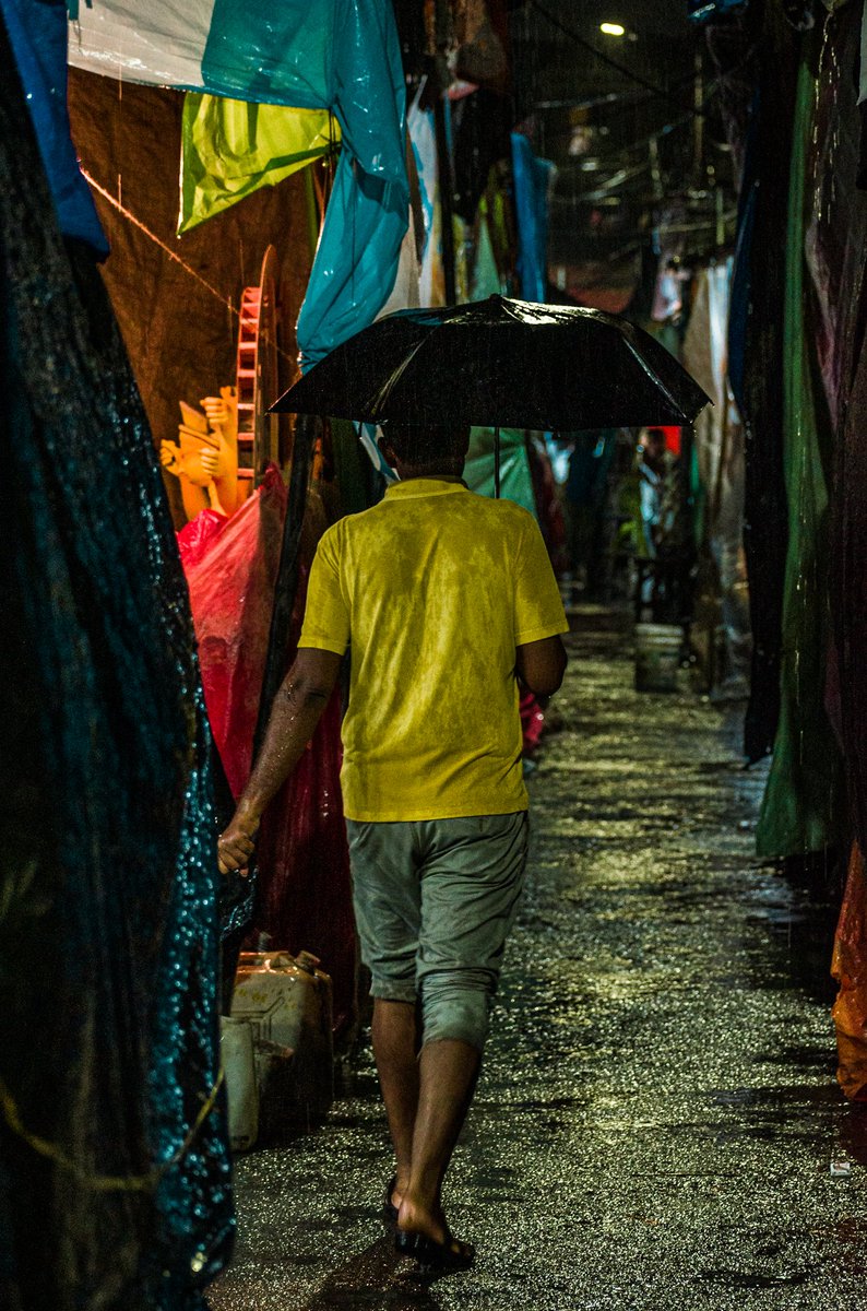Rainy Kolkata 

#photography #Kolkata #kolkatachalantika