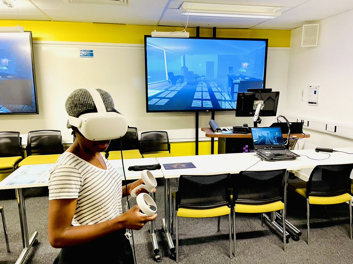 LiamJarvis's tweet photo. #TaPRA22 at @Uni_of_Essex; Day 1 has drawn to a close! Packed with talks, discussions, practice-as-research gallery installations &amp; a rehearsed read-through in @LakesideTheatre. We hope all our guests had a great first day &amp; we look forward to seeing you in the morning! @TaPRA_ https://t.co/DKmC59JC74