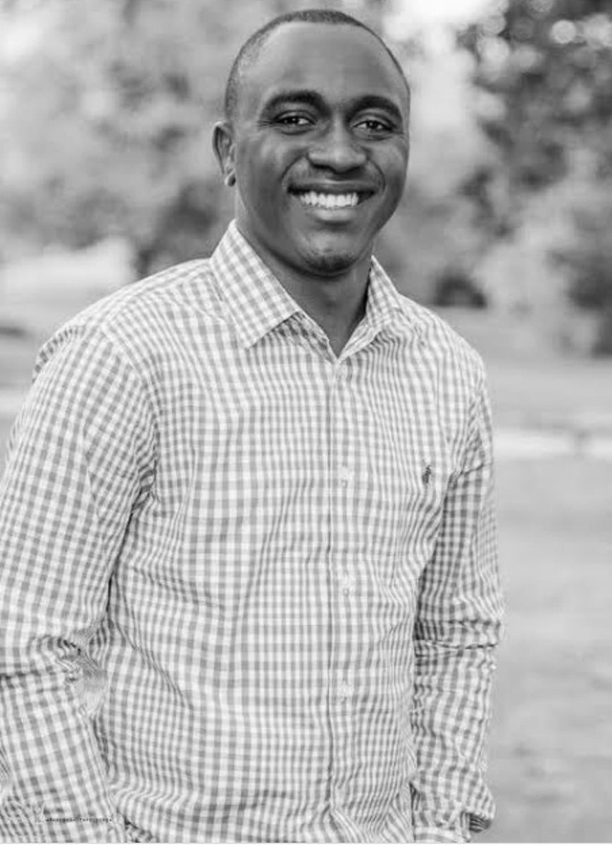 Rumour swirling around town suggests that this gentleman bought the Range Rover, ate the nyamuga with chopsticks and took it. 🤯