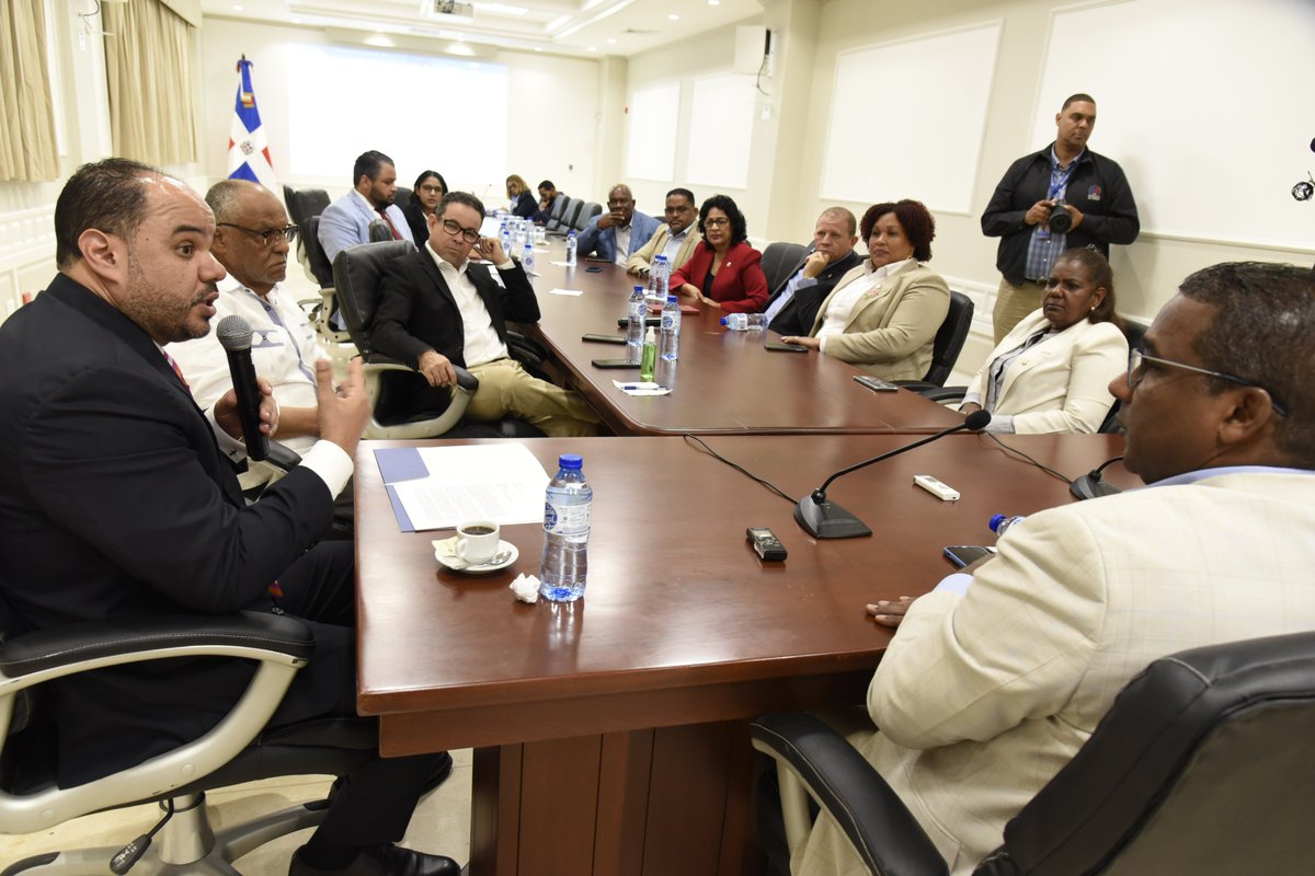 Cámara de Diputados de la República Dominicana tweet media