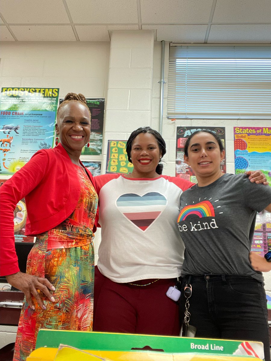 Kickoff to <a href="/SEL_APS/">SEL in APS</a> Spirit Week <a href="/APS_HLHANBA/">Henry Louis “Hank” Aaron New Beginnings Academy</a>! <a href="/drvbryant/">Dr. Veneschia Bryant</a> <a href="/KrebsSohad/">Sohad Krebs</a>