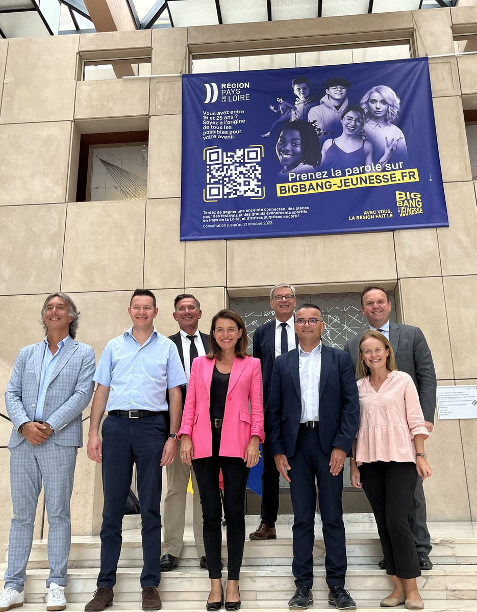AndreMARTIN126's tweet photo. Merci aux directeurs des CFA #FNADIR d’être venus dresser un premier bilan de la rentrée avec @C_MORANCAIS et d’accepter de relayer auprès de leurs apprentis le #bigbangdelajeunesse @AimerAgirPDL https://t.co/60XRRXBwKf