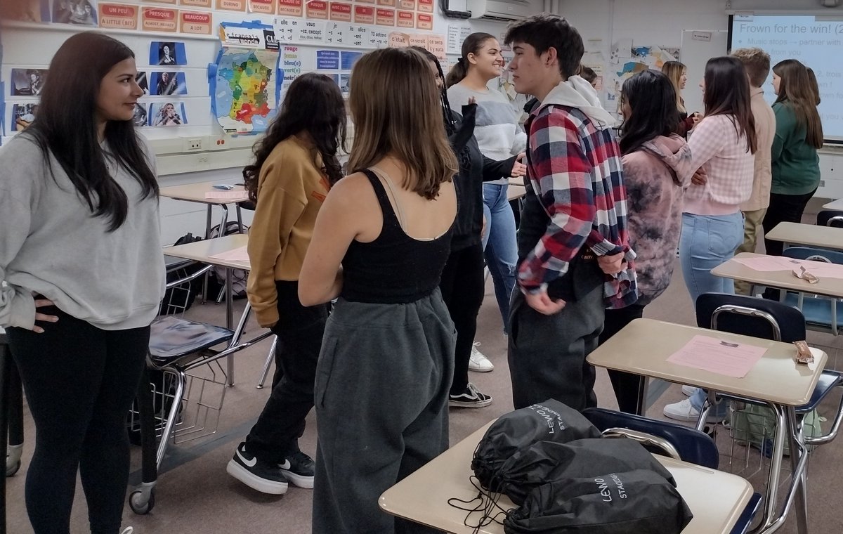 StaggFrench's tweet photo. Merci to everyone who attended our first French Circle meeting! We played Frown for the Win (good to see that everyone's terrible at keeping a frown on their faces!) and Jenga to learn some facts about Haiti leading up to our upcoming fieldtrips! #frenchcircle #frenchclub #haiti https://t.co/KHufKSCCyJ