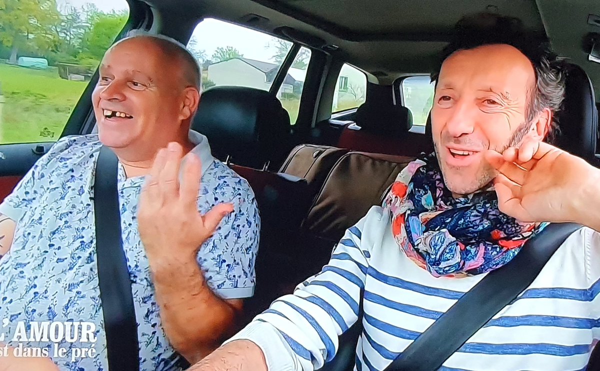 Titou51Chris's tweet photo. Allez hop go chez le dentiste
#adp2022 https://t.co/A3UTKFFjoX