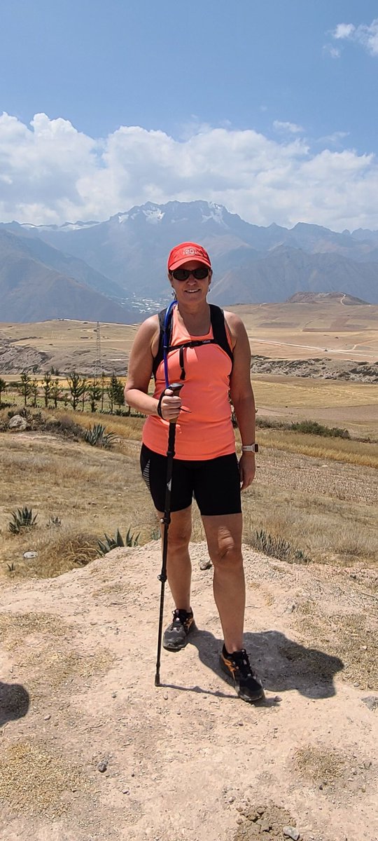 MachanTracey's tweet photo. Getting ready for my Inca Trail 30k run/race (haha) on Wednesday. Start of a 4 mile practice downhill hike. https://t.co/ar9u5rHYyU