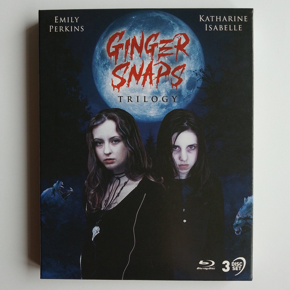HorrorCon2013's tweet photo. The cult Horror Trilogy Ginger Snaps! Arrives on Blu-ray from @viavisionent. https://t.co/ew5atdC9Ts https://t.co/EhtZvpz4Fz
