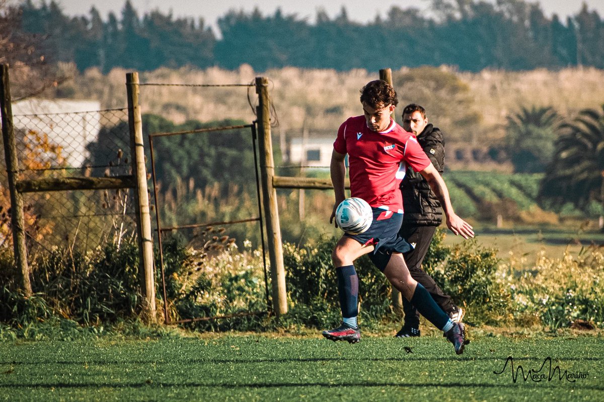Rentistas_U's tweet photo. 𝐑𝐞𝐩𝐫𝐞𝐬𝐞𝐧𝐭𝐚𝐧𝐝𝐨 𝐚𝐥 𝐂𝐀𝐑𝐔 🇺🇾-🇪🇸 ✈️

Enzo Acosta, jugador de RENTISTAS UNIVERSITARIO viaja con la selección de la LUD a Barcelona 🇪🇸

Para ello, debe vender rifas para poder sustentar el viaje 

Por más información para colaborar escribinos al privado 📮 https://t.co/w8Z5jvgZnZ
