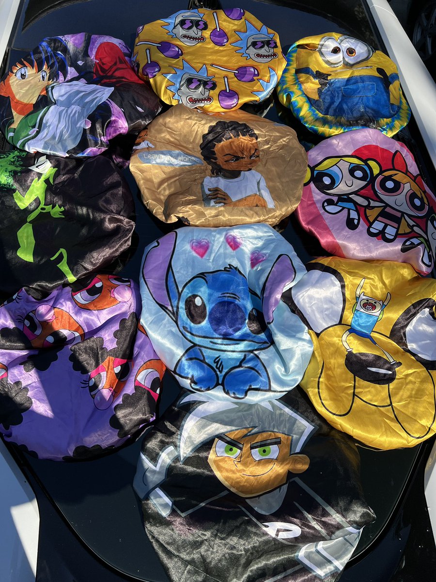 Mnjsales's tweet photo. Made some cartoon Bonnets a simple Retweet can win you a free pair 💕 https://t.co/mmcGVIjdNu