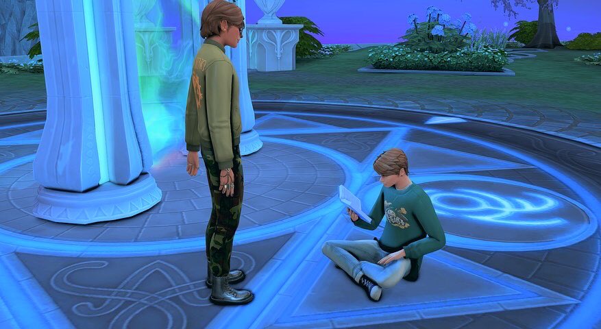 Howell_Legacy's tweet photo. Tutoring in the Realm Of Magic ✨🐺❤️
#sims4 #TS4 #Sims4Werewolves #LouHowellEdit #Sims4RealmOfMagic #Sims4GetFamous #TS4Gameplay #ShowUsYourSims https://t.co/iwz3jMsk5M