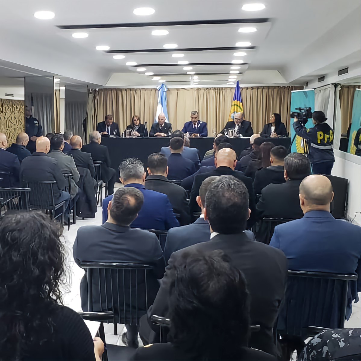 CirculoPFA's tweet photo. SedeSocial │ Se llevó a cabo la Asamblea General Ordinaria del #CPF. 
👉🏻El pasado 9 de Septiembre tuvo lugar una nueva Asamblea General Ordinaria. https://t.co/lCuNvM1EuJ