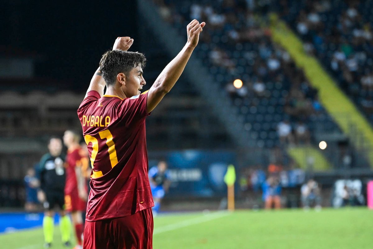 هلا رحمت مُتيماً عصفت به الأشواق وهنّا ❤️

#إمبولي_روما #فورزا_روما