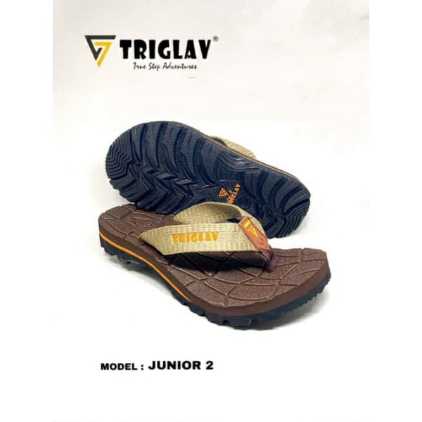 Bukanorangbija2's tweet photo. Assalamu'alaikum 
Untuk anda yang punya anak kecil yang aktif senang berpetualang yuk mulai kenalkan anak pada sandal outdoor Triglav yang warnanya keren abies
Tersedia size 33-37
Harga hanya 90rb 
Pemesanan via WA 
087730470481
#Romstore
Cc @Smsl_alghozali 
@rahmatsn 
@axdwin https://t.co/I50J0GcnfH