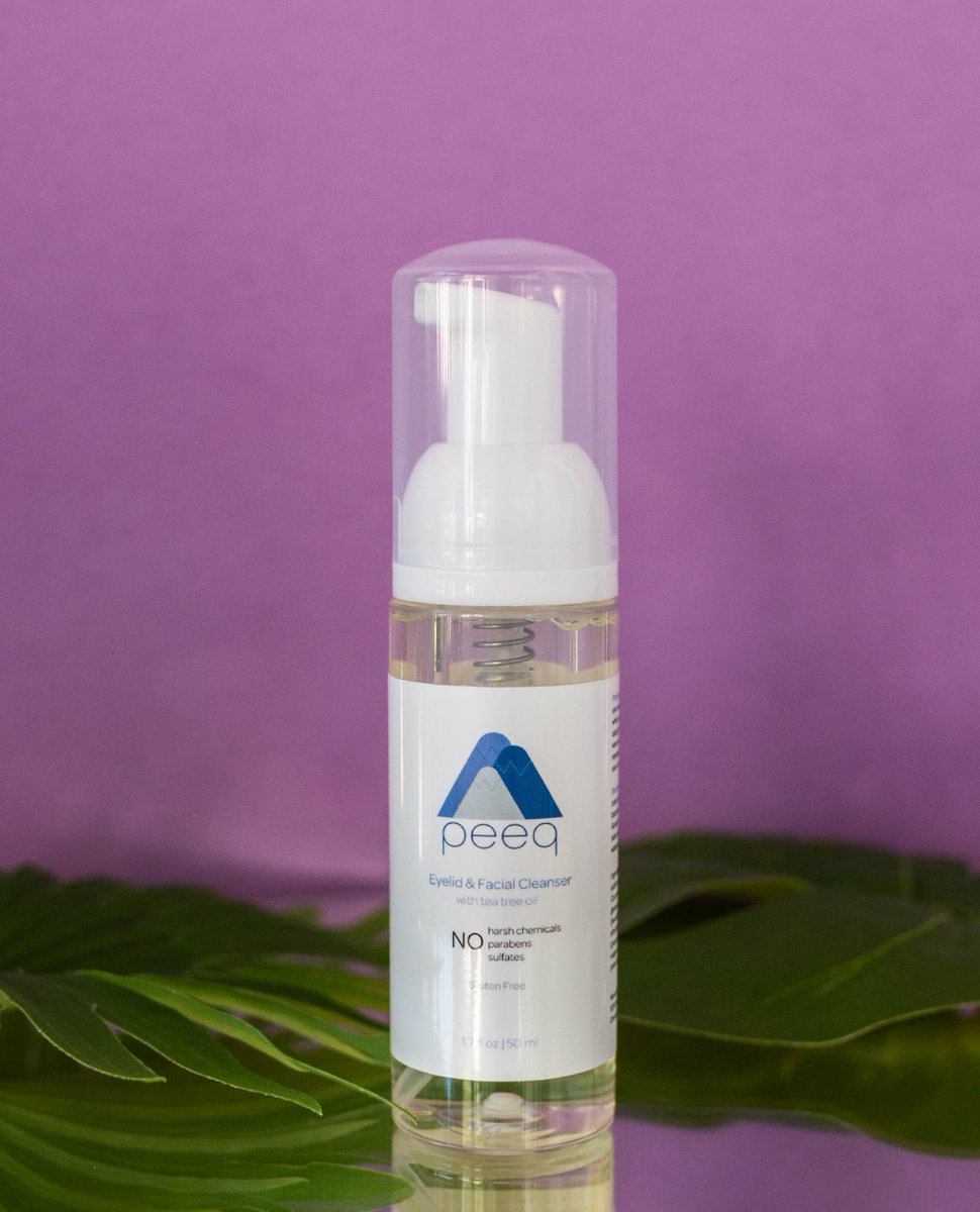 getpeeq's tweet photo. Happy Monday, friends! Don't forget to keep your face fresh for a brand new week! 

#getpeeq #eyelidcleanser #skincare #selfcare #cleanface #makeupremover #makeupremoval https://t.co/QyA3Hc3l9t