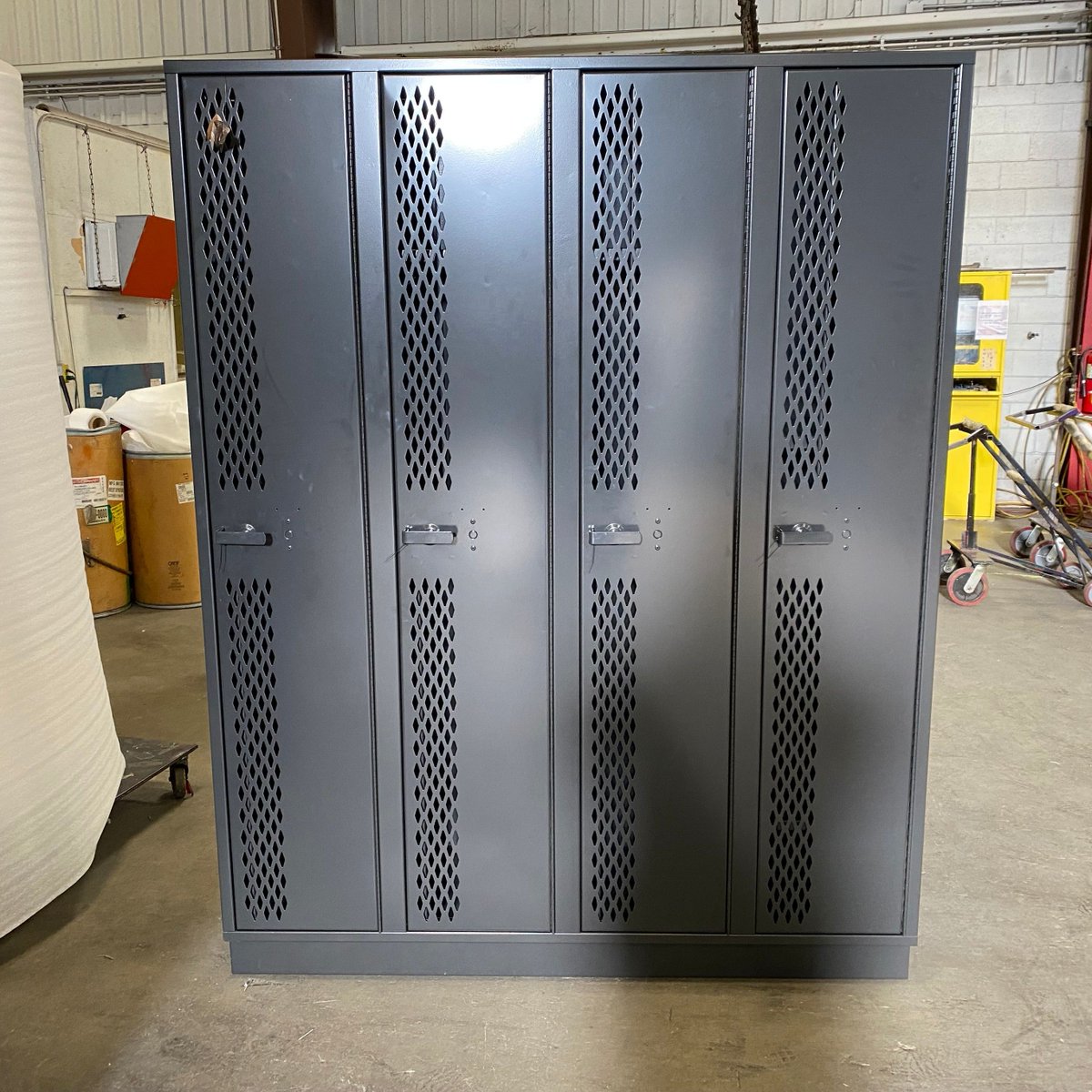 Riverland Community College in Austin, MN
@h2igroupinc <a href="/MyRiverland/">Destinationriverland</a> 
#Core #SentryOneLatch #Sentry1Latch #DiamondPerforation #PainoHinge #UrbanDusk #ClosedBase #DeBourgh #Lockers