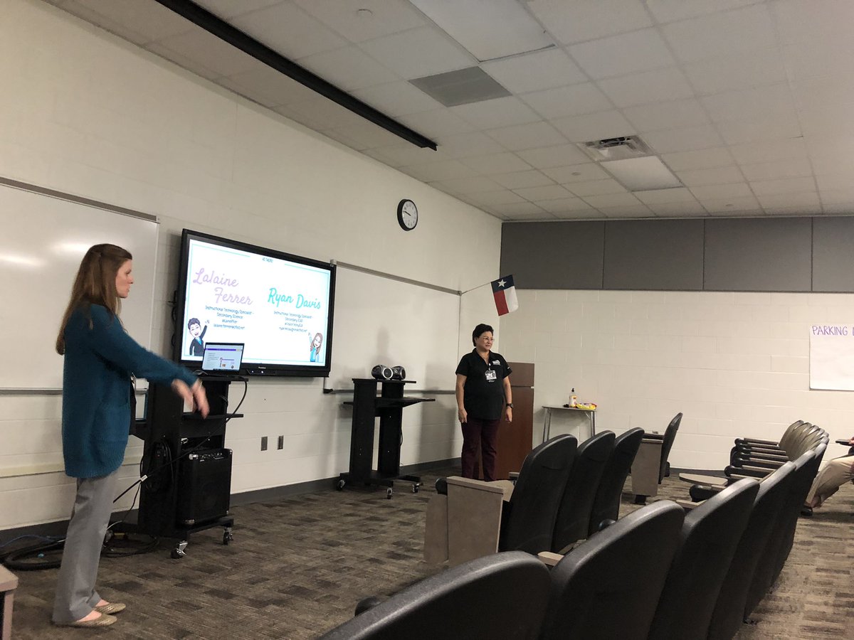 District technology coaches presenting Kami for bite-sized PD! #ravensRISE Thank you <a href="/LainePFer/">Lalaine Ferrer</a> @TeachTechyELA for sharing your expertise!