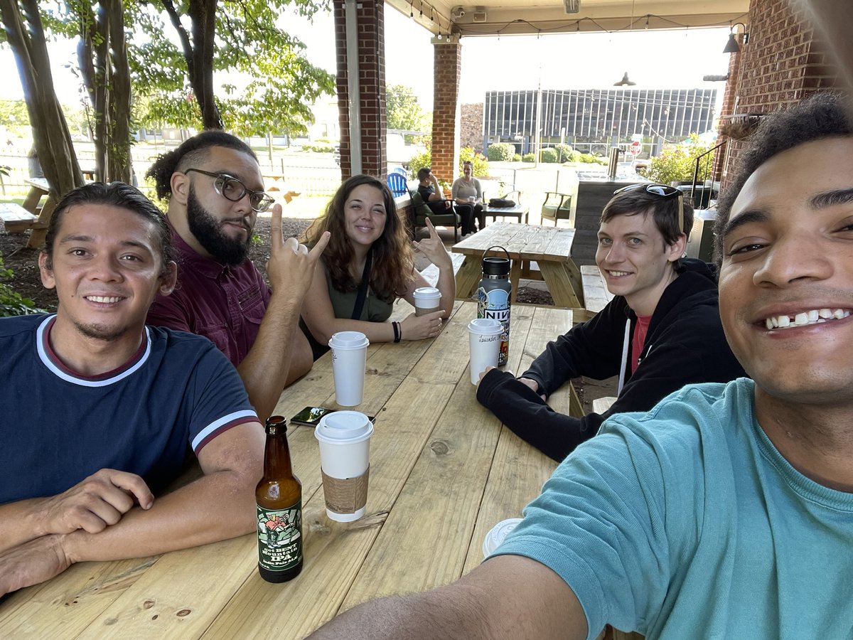 alongthoselinez's tweet photo. This is us… if you were curious what we look like 👀 https://t.co/OWt0467bhx