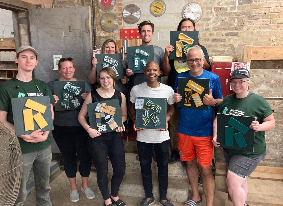 EvanstonRebuild's tweet photo. Members of our Auxiliary Board came out last week to help us celebrate our new brand by Scrapifying pieces for an Instagram wall!

Scrap-i-fy (v): The process of transforming unwanted materials into decorative or functional items 🔨

#rebuildingexchange #scrapify #reuse #salvage https://t.co/nDs3vr5CSk