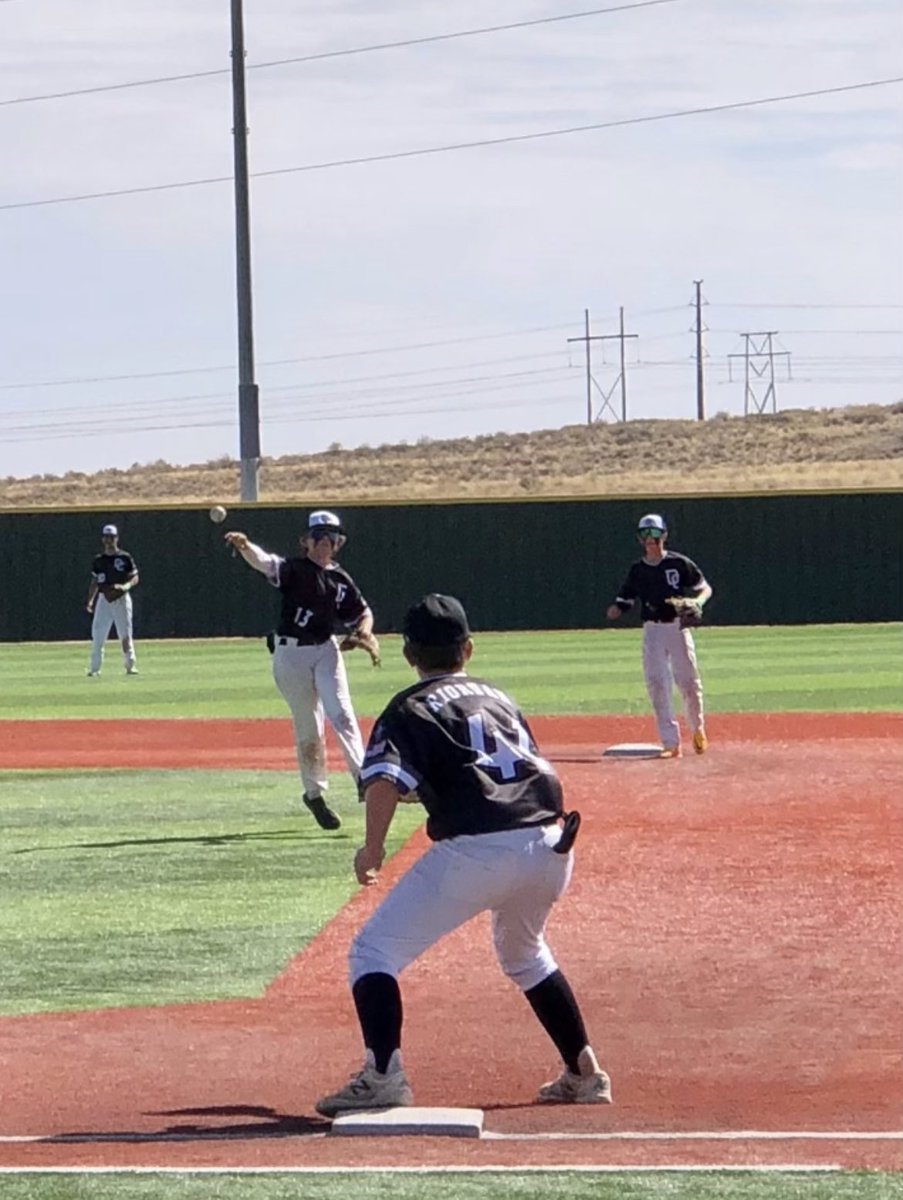 JoshuaRiordan7's tweet photo. Great weekend boyz way to work #uncommitted https://t.co/iPtVO285Rg