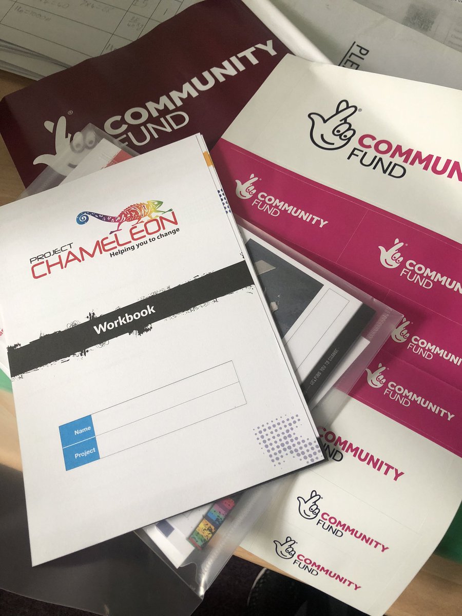 Hayeli123's tweet photo. @GlobalPolicing first session of Operation Chameleon this afternoon with Year 5 pupils @EgertonPrimary learning about Policing and Consequences - a great class 👌😁Thanks to @TheNationalLottery Community Fund. https://t.co/b9uNxD6RD9