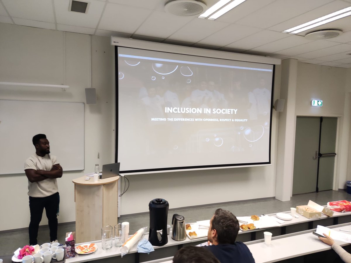 ieselsobradillo's tweet photo. #ICTeam #FirstDay 🇧🇻 Welcoming participants and preparation for our working week. We also had three seminars: Assistive technologies and distant learning; volunteer work for SEN; and visit a different parts of Fyllingsdalen high school https://t.co/CCepX64AHl