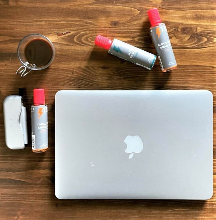 Start off your working week with your morning coffee and your favourite T-Juice flavours!
