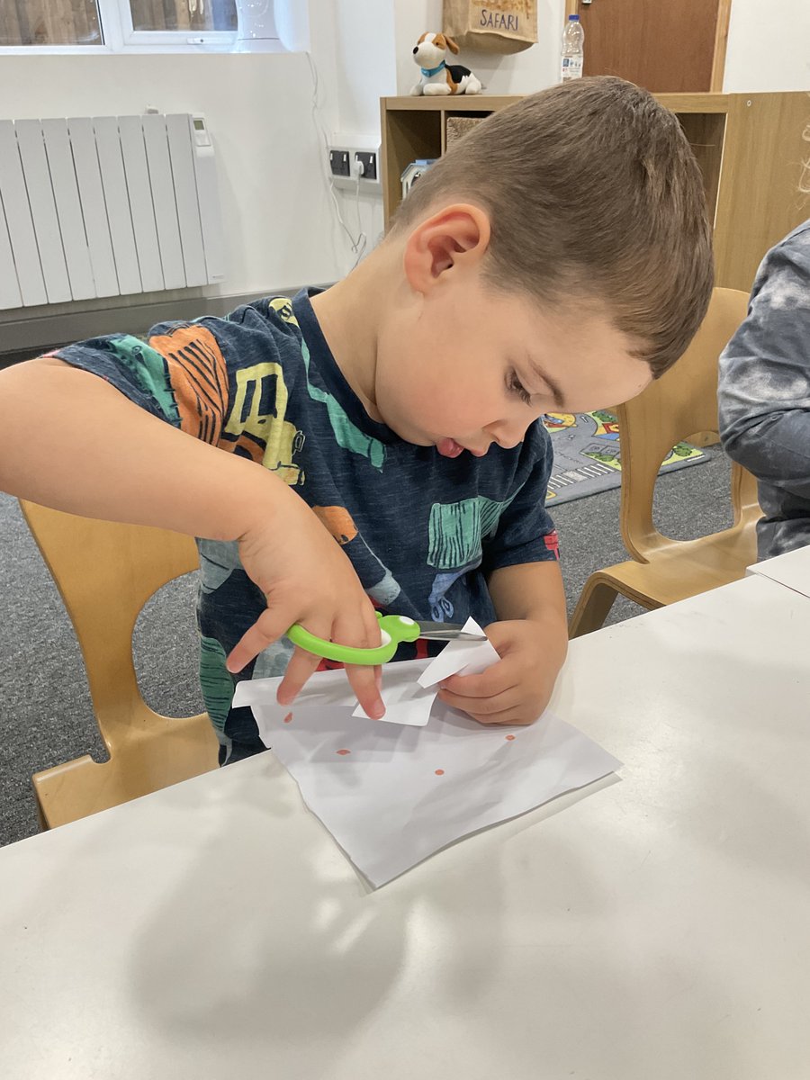NurseryEden's tweet photo. The children have enjoyed being ambitious, capable learners today, who have set high standards and seeked and enjoyed challenges by managing risks through their play. We have taken part in physical activity, and have had the confidence to participate in activities. https://t.co/cfMrpT8anD