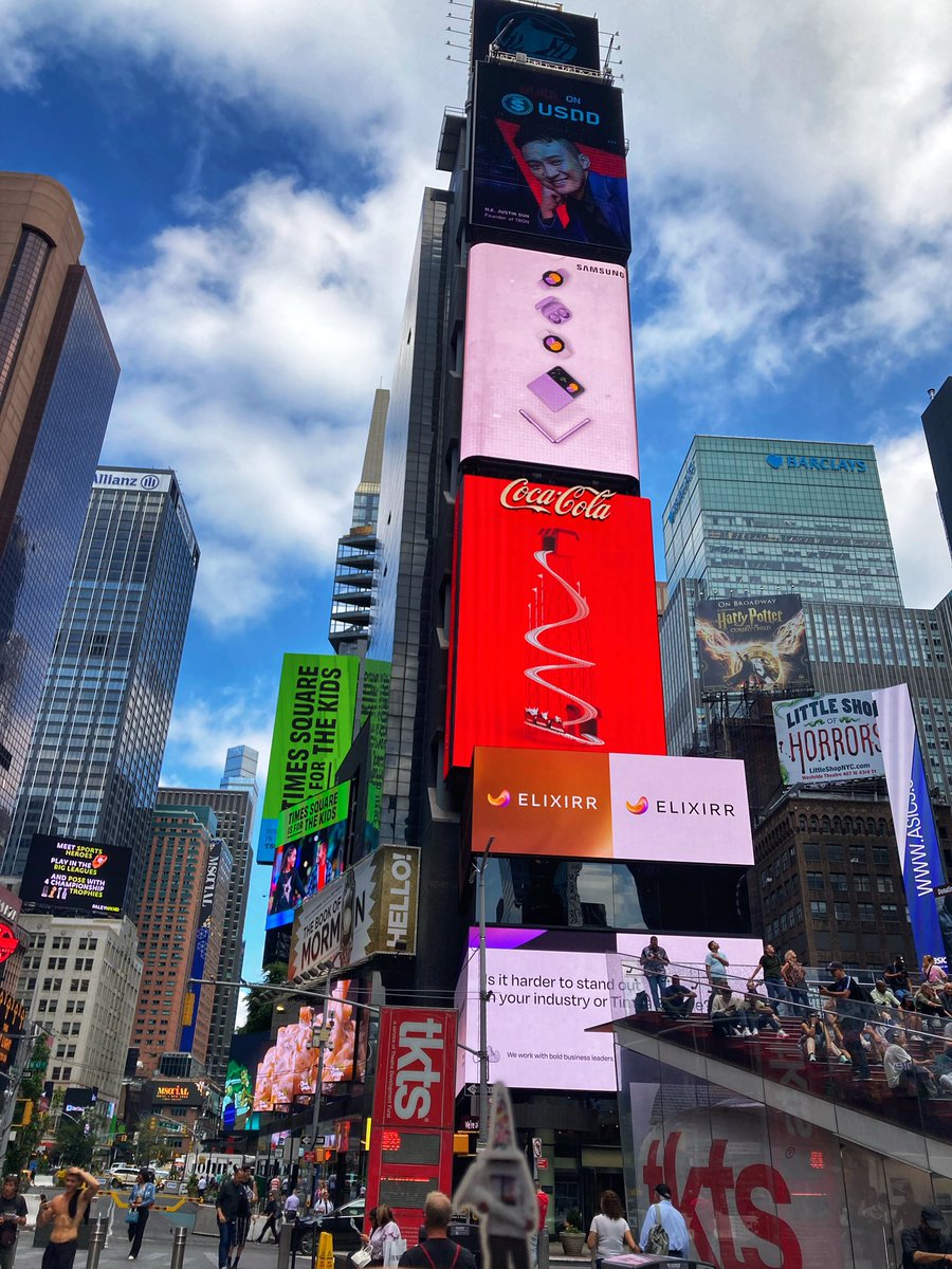pillowbyWK's tweet photo. Come to NYC.
Like to find new collaborations!
#metapylon #nft #web3 #sticker https://t.co/pa1XQMQCxr