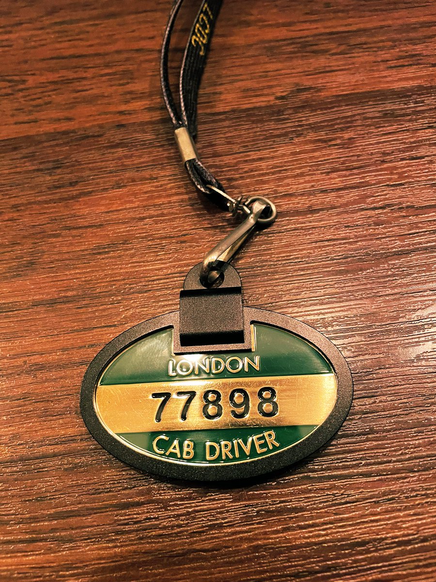 NickR2R's tweet photo. Love the new badge holder! Great work @Cabbiez1 👍🏻 https://t.co/ObFgYR0Y1k