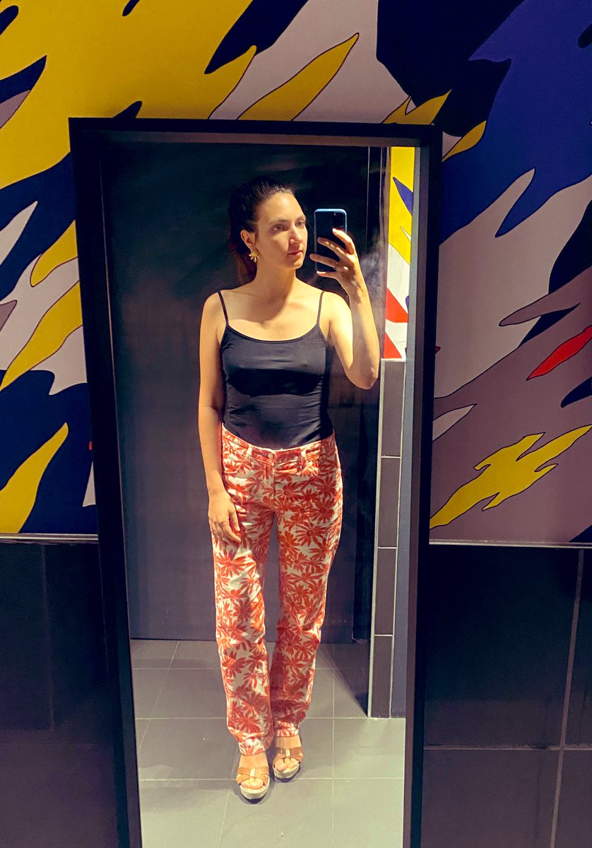 MadameMais's tweet image. Le #seflichiotte assorti d’un #patternoftheday du jour.