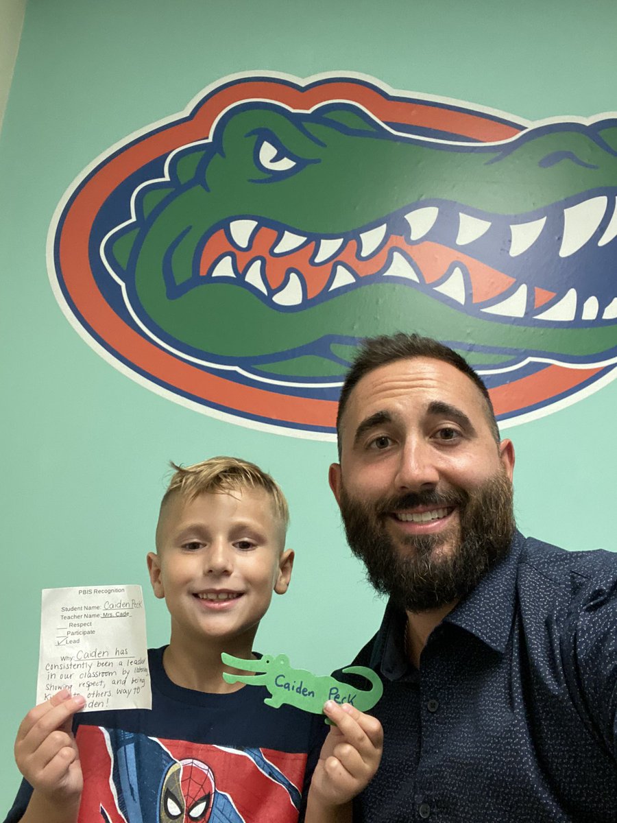 Tony Trovato (@tonyjtrovato) on Twitter photo A very proud 1st grade leader! #Happycalloftheday #Lead <a href="/davidbfrench/">david french</a> <a href="/dnwillia2/">Danielle Williams</a> <a href="/BohnsBasics/">Elena Bohn</a> A very proud 1st grade leader! #Happycalloftheday #Lead <a href="/davidbfrench/">david french</a> <a href="/dnwillia2/">Danielle Williams</a> <a href="/BohnsBasics/">Elena Bohn</a>