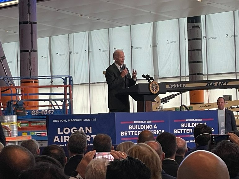 EnviroLeagueMA's tweet photo. "We are investing $190M in MA to improve bus service," incl. funding to replace "dirty diesel buses" &amp; to make commuting safer and easier. -@POTUS 

ELM is thrilled to join the president at @BostonLogan, where he spoke about the impact of Bipartisan Infrastructure Law here in MA. https://t.co/lmnkdMvUrN