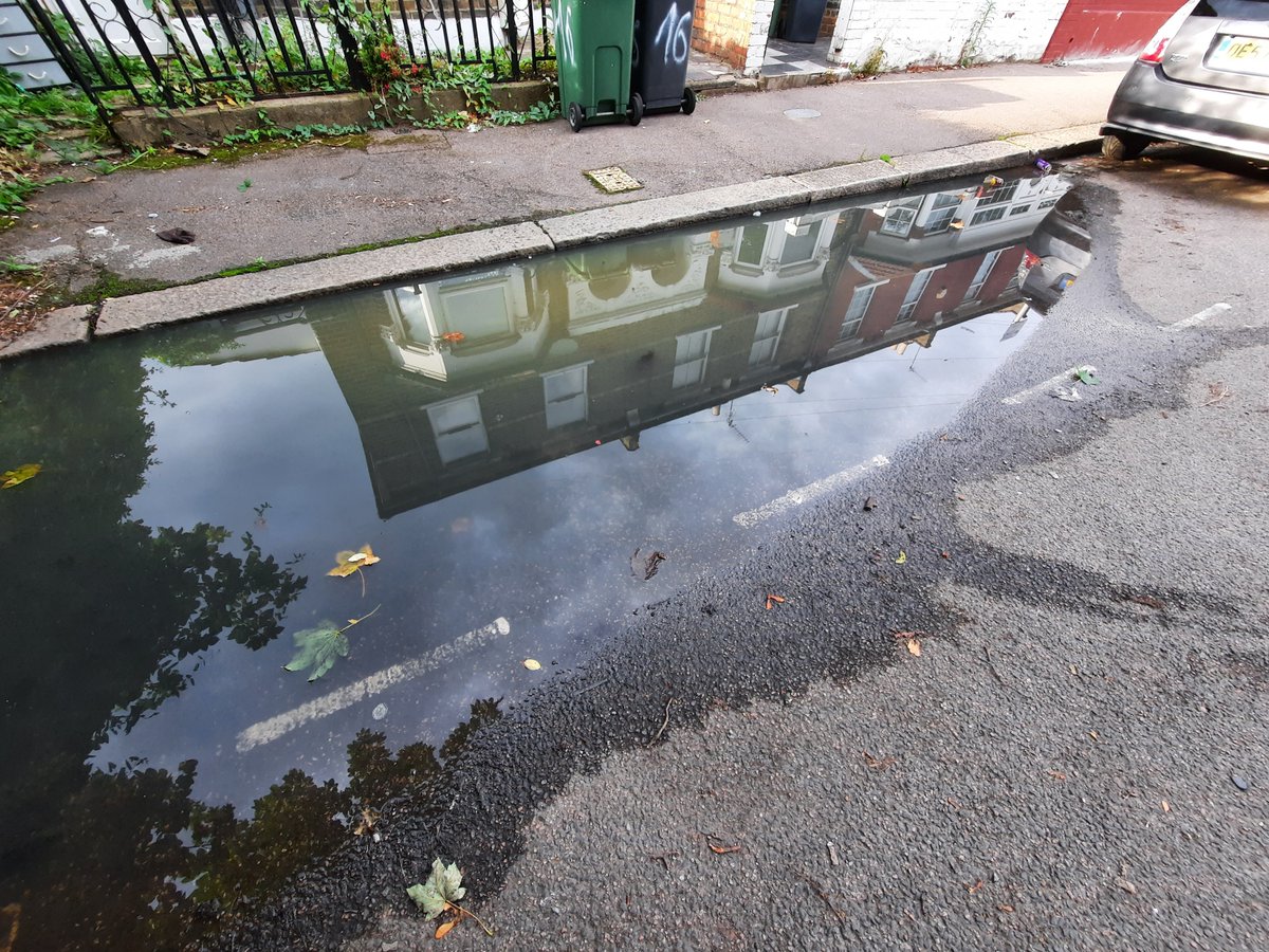 mrstinsleys's tweet photo. @wfcouncil we're still waiting, stench is vile. Reported 6 days ago, Sewage and rain drain overflowing. Thames Water said they can't do it as its an LBWF job. A health hazard being ignored. https://t.co/2DAUQwutUS