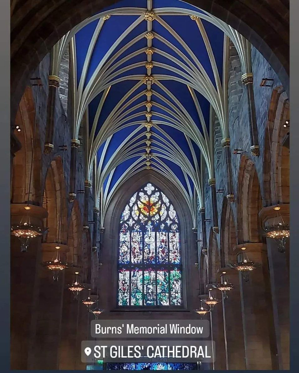 Tree5R's tweet image. Felt it was appropriate to share this picture of the Burns&apos; Memorial Window in St Giles&apos; Cathedral, Edinburgh, taken when we visited a few weeks ago.