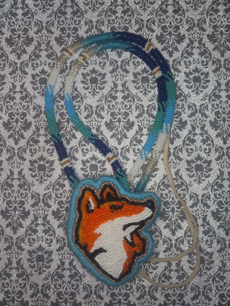 Plz retweet for support 
 2 spots left for September for custom comissions  
Really short this month so also selling medallions from my personal collection need to make rent