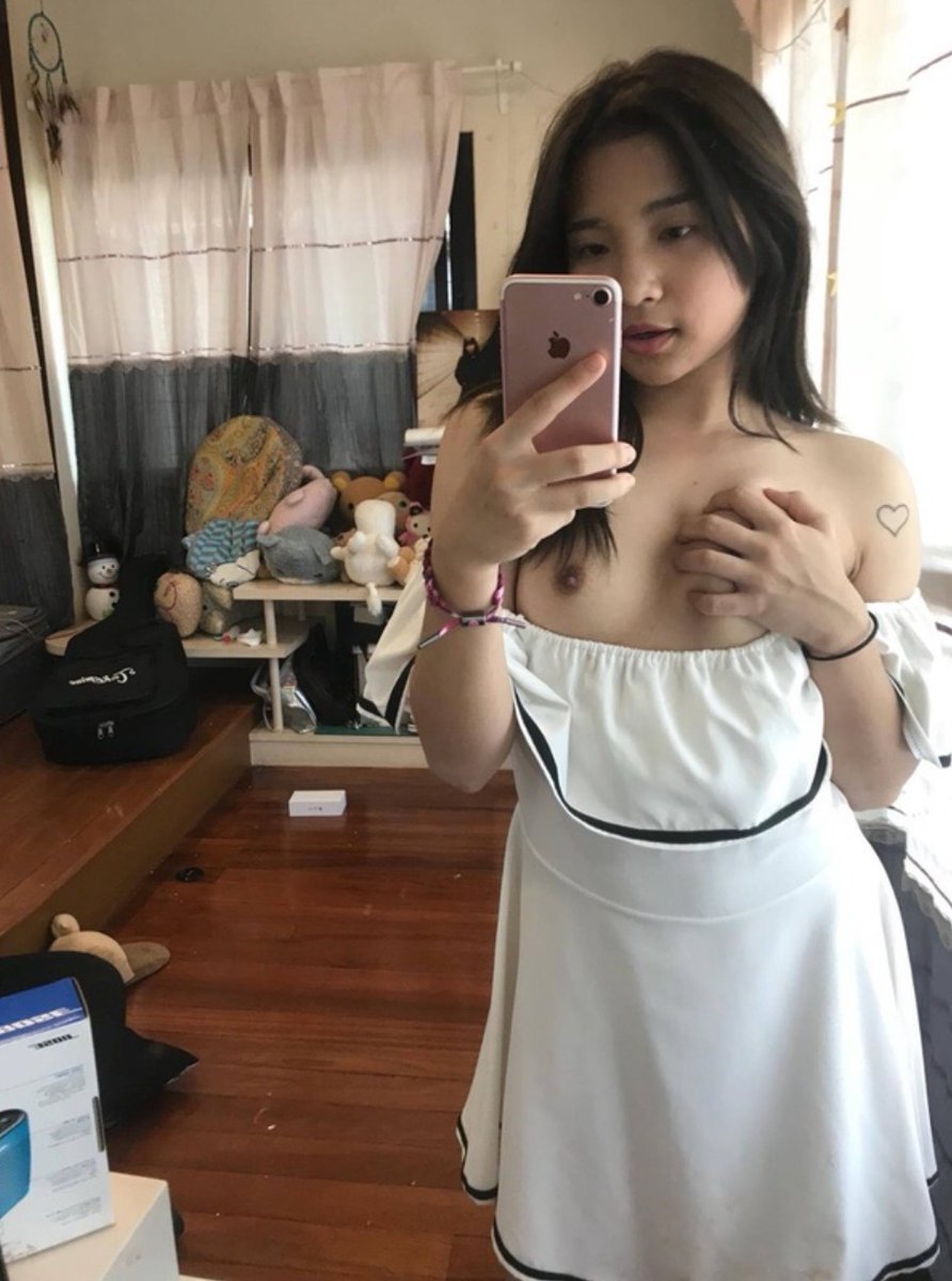 mymint407's tweet photo. ��� #เงี่ยนหีแฉะ #อยากโดนเลียหี #หีเด็ก #เงี่ยนหี https://t.co/QO0gTtJNAF