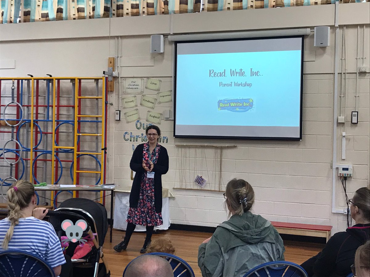 BranstonInfant1's tweet photo. Thank you for all the families who came to our #RWIPhonicsWorkshop this morning as our EYFS children start their Reading journey with us. #MakingAStrongStart @RuthMiskinEdu @LouiseCrowther9 @WSHEnglishHub 🐸 https://t.co/fXGAQr9uch