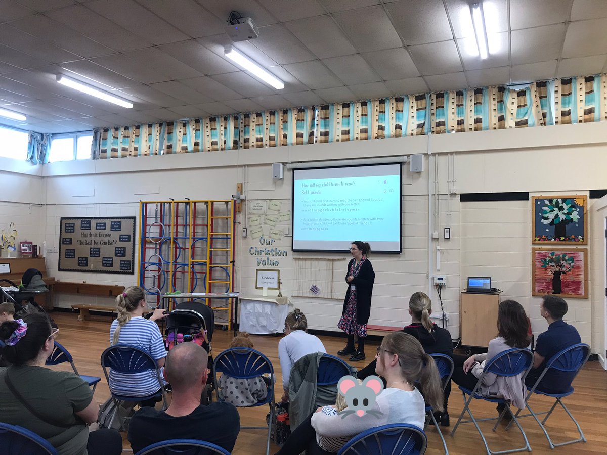 Thank you for all the families who came to our #RWIPhonicsWorkshop this morning as our EYFS children start their Reading journey with us. #MakingAStrongStart <a href="/RuthMiskinEdu/">Ruth Miskin Training</a> <a href="/LouiseCrowther9/">Louise Crowther</a> <a href="/WSHEnglishHub/">Witham St Hughs English Hub</a> 🐸