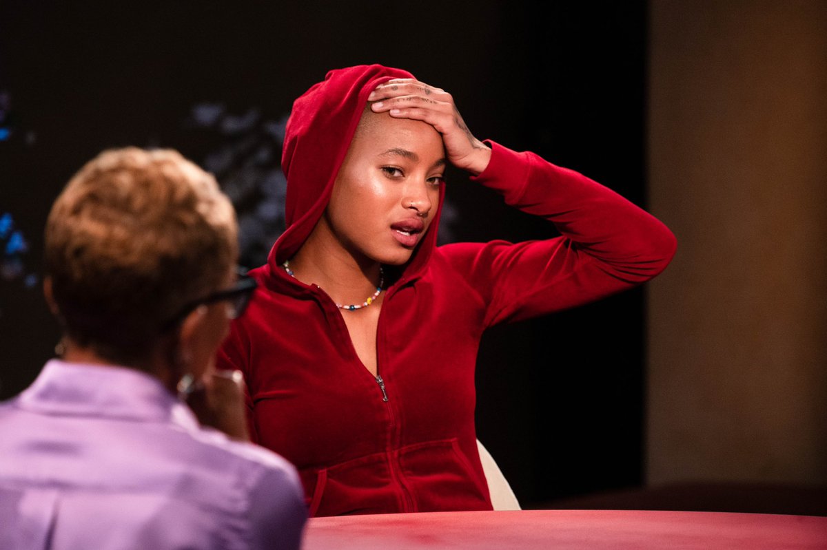 RedTableTalk's tweet photo. Anyone else make the same faces as @OfficialWillow while listening to @jennettemccurdy read the email her mom sent her?! #jawdrop https://t.co/9ex8yK6Xtk
