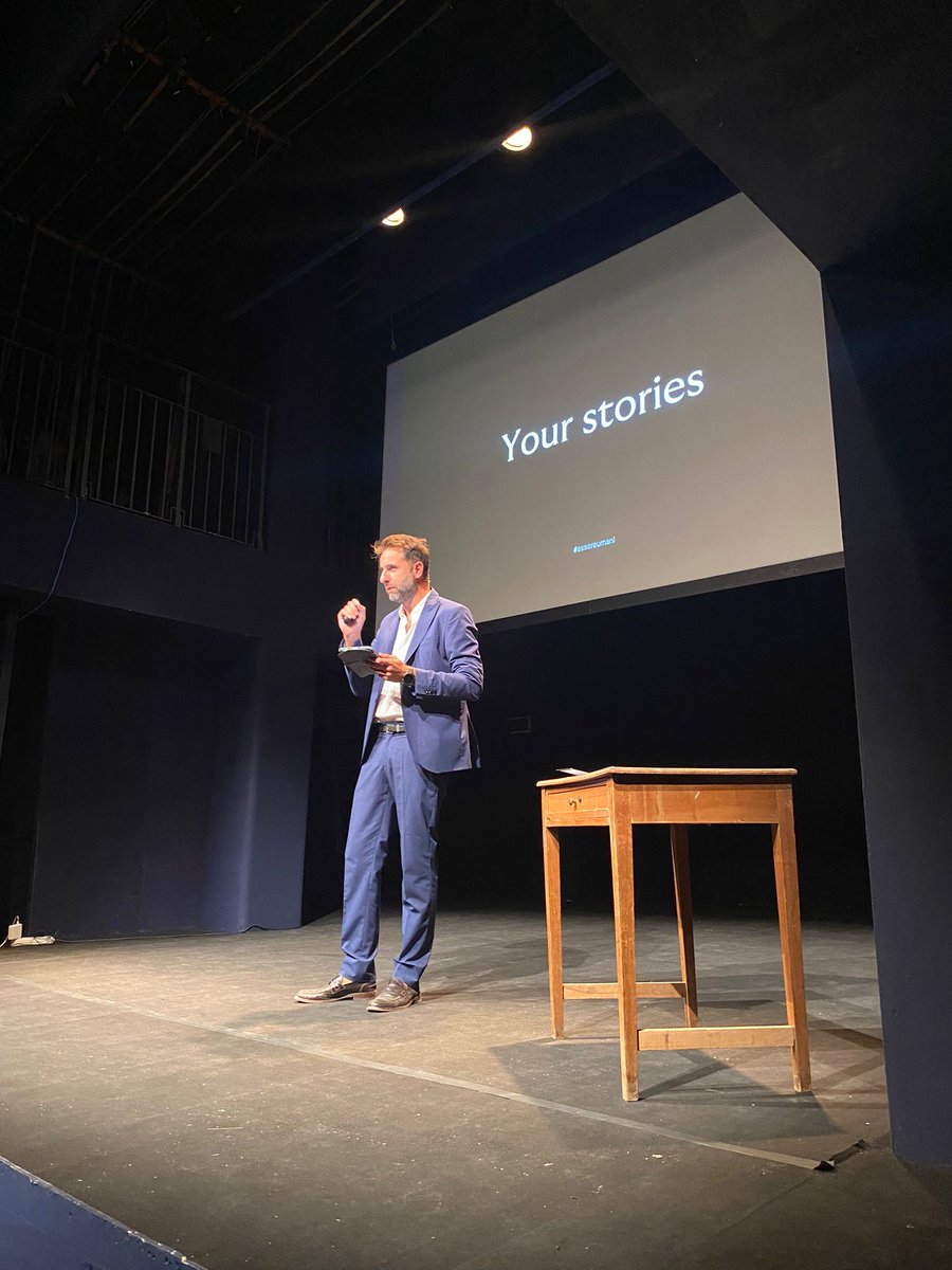 glickon's tweet photo. Ed eccoci qua: Your Stories. "Raccontaci di quella volta in cui qualcuno ha visto in te un talento che non sapevi di avere". Tra pubblico e palco, nasce un racconto corale sul fil rosso del #talento.

#essereumani https://t.co/hCA02dZtfY