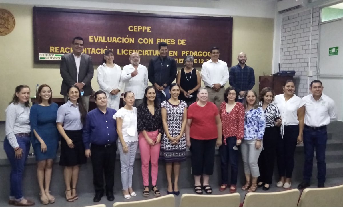 Ceppemexico's tweet photo. Iniciaron las actividades de la visita de #evaluación como parte del proceso de reacreditación de la Lic. en #Pedagogía de la @udec_oficial Agradecemos al equipo evaluador su apoyo y a la Institución su confianza en nuestro proceso.
#acreditación
#Ceppe
#Colima https://t.co/r5M63eNTlR
