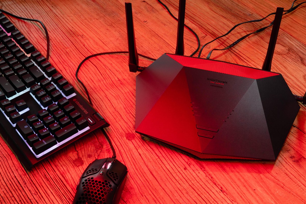 NETGEAR_UKI's tweet photo. Happy National Video Games Day!๐ฎ
Eliminate lag spikes once and for all with the XR1000 Gaming Router, so you can enjoy an uninterrupted gaming experience.
Find out more: https://t.co/vnbFQ2pnGO
#NPGLetsGo #WiFi6 #NETGEAR #NighthawkProGaming #PC #PowerToStream #Nighthawk https://t.co/NowQxAaYVW