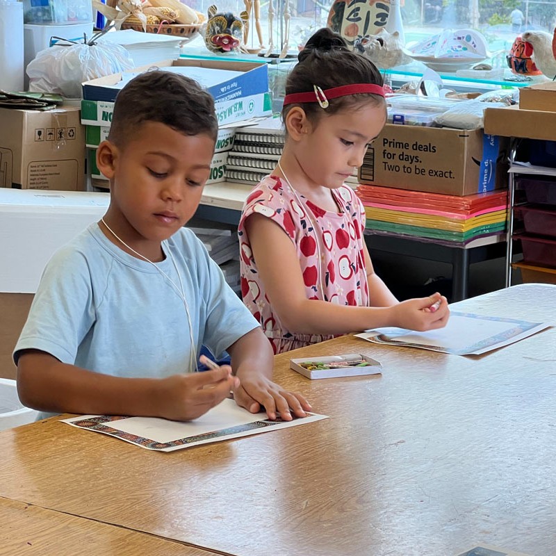 TheTownSchool's tweet photo. This morning, Kindergarteners attended art class for the first time and created covers for the sketchbooks that they will use throughout Kindergarten and in Lower School. #townschool #joywithpurpose #art https://t.co/2ugqTjiL26