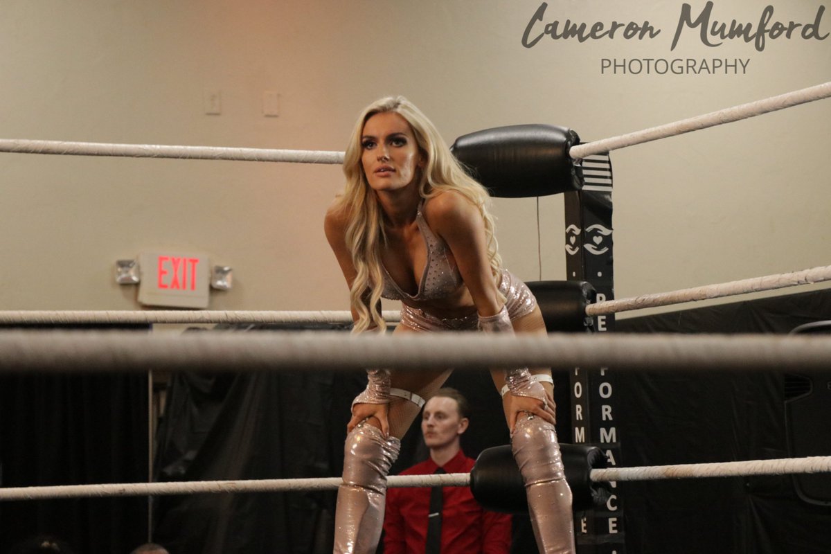 IAmCam8404's tweet photo. She Who Rules The Ring π€ΌββοΈ
Is The Woman Who Rules The World. ππΈπ
@MariahMayx
(Pic Credit: @IAmCam8404πΈ)
#TheGlamour #MariahsWorld
#WorldAtHerFeet #DivinePrincess
#RingGoddess #GIANTAmongAnts
#Megastarπ#BritishObsession π¬π§
#BeautifulPassionateDetermined π«Άππ«Ά https://t.co/jRTmW3c2yX