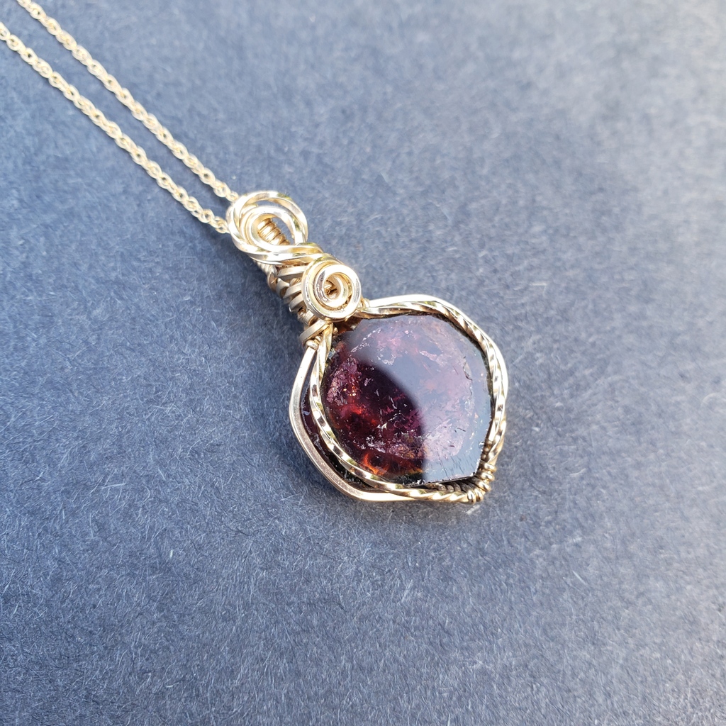 WireMoonJewelry's tweet photo. One lucky winner of the Fall Festival of Gems Raffle will receive this beautiful California watermelon tourmaline wrapped by yours truly in 14kgf. For only $5 a raffle ticket, this pendant can be yours!
Buy tickets at: https://t.co/dA44yGU8Fa https://t.co/uZwgixss97
