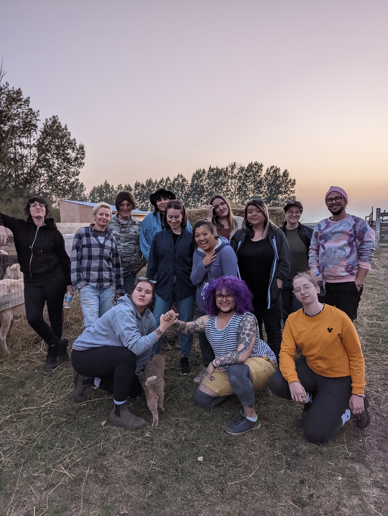 The BLGC wants to say a big THANK YOU to J the founder and guardian of the Alice Sanctuary for opening their home this past weekend, and allowing our babes to be part of the first ever Sleep Out event!!  💕⁣